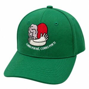 gorra bordada con marca